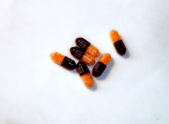 amphetamine-addiction-capsules