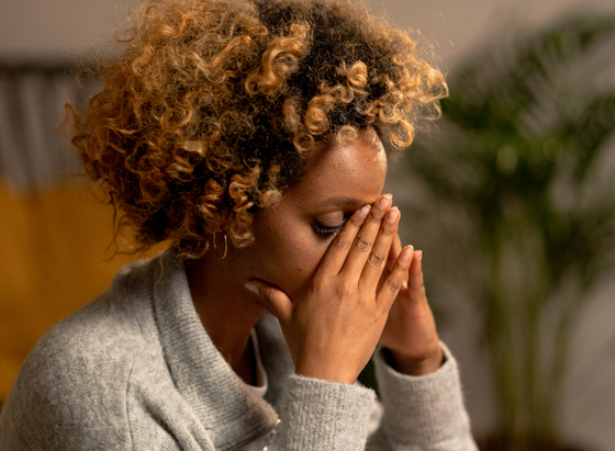 behavioural-addiction-woman-with-anxiety
